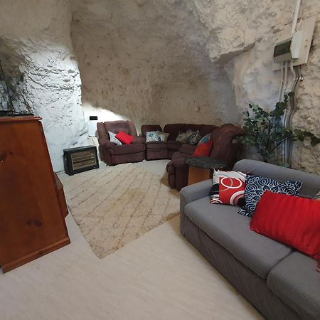 Fossickers Den Dugout Accommodation White Cliffs Ngoại thất bức ảnh